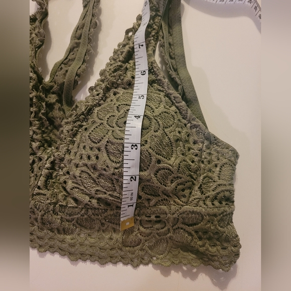 No Boundaries Pull-On Bralette - Picture 5 of 9